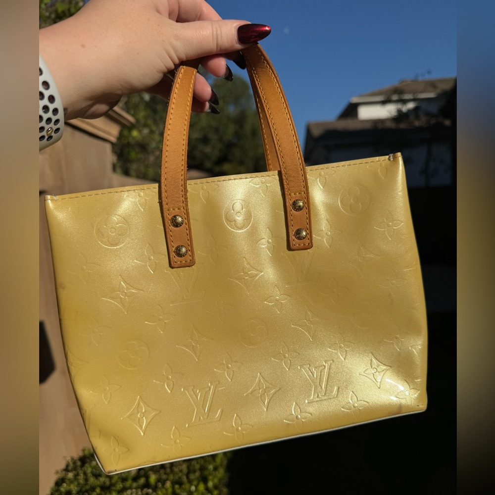 Louis Vuitton Monogram Vernis Reade PM Tote